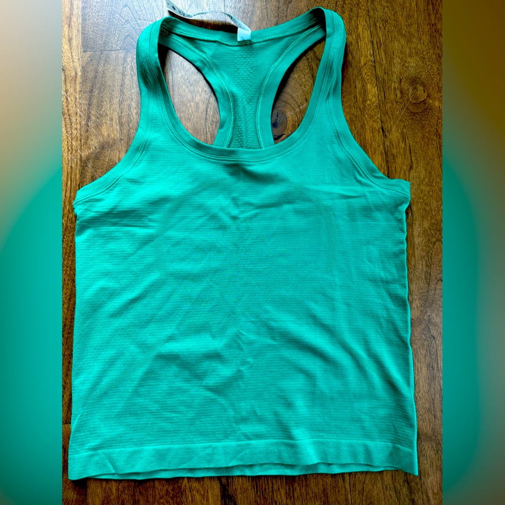 Lululemon Swiftly Tech Racerback Tank Top, waist length, size 6 emerald green